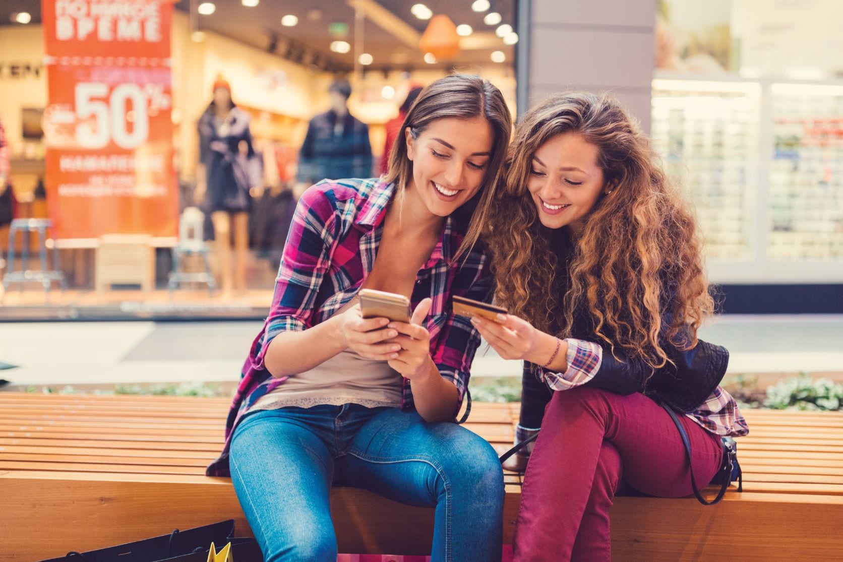 2 women searching for guided selling